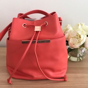 Ted Baker Ersilda Bucket Bag